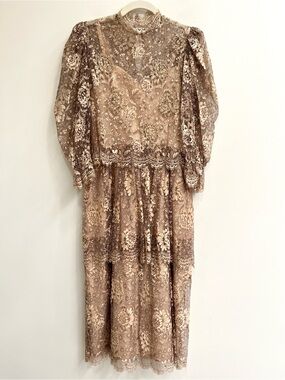 Rina diMontella Taupe and Ivory Floral Lace Long-Sleeve Midi Dress